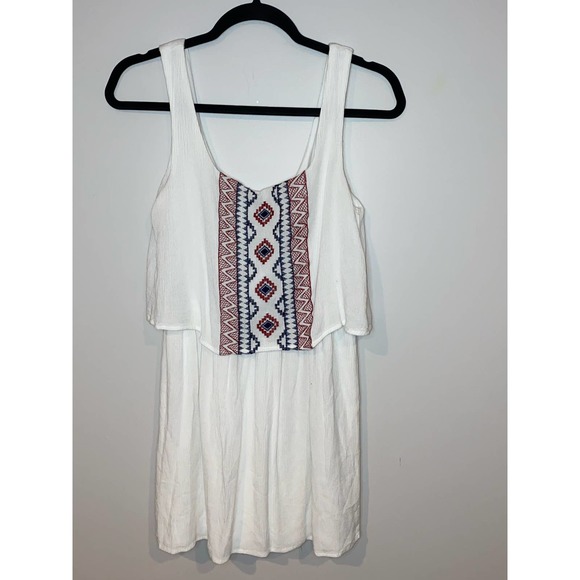 City Triangles White Jumpsuit with Red and Blue Pattern - Picture 3 of 5